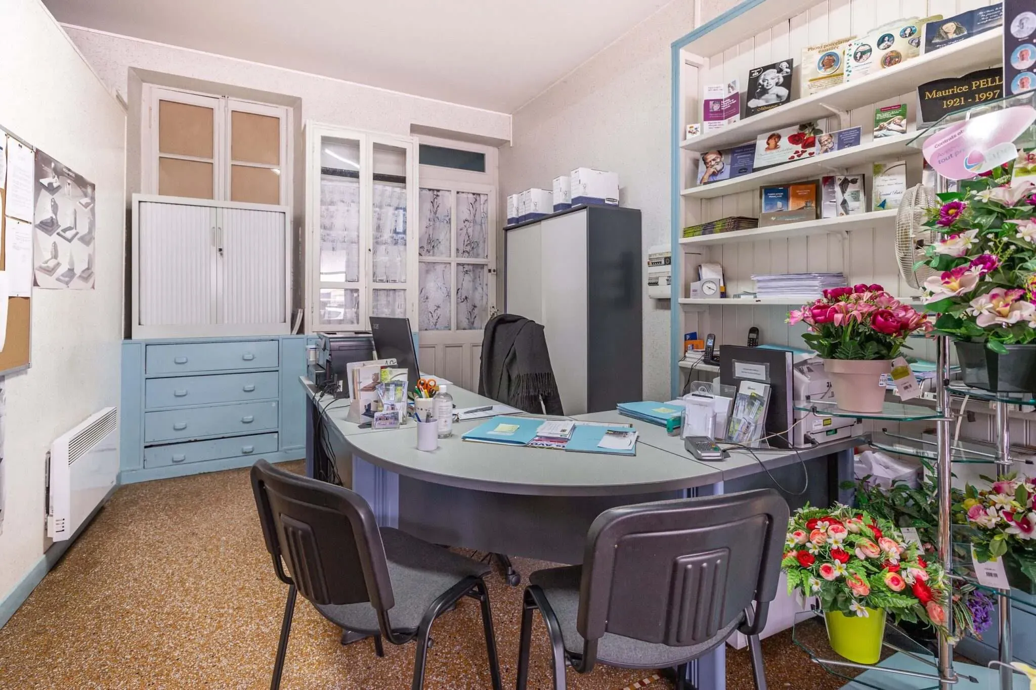 Bureau de réception et d'accueil des pompes funèbres pour les familles.